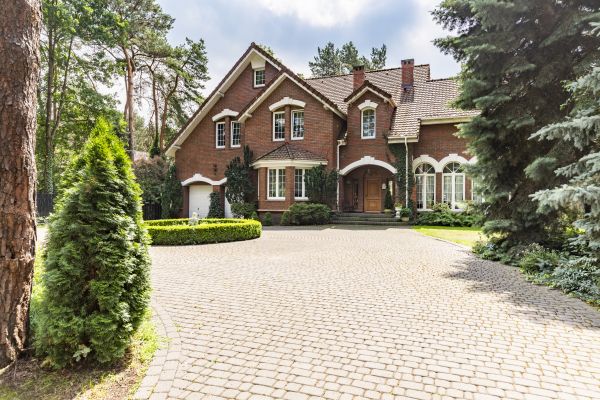 Driveway Pavers Repair in Sarasota